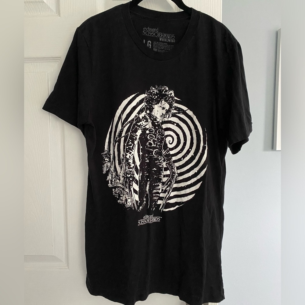 Whirlwind Edward Scissorhands Tee, worn 2x like new, unisex